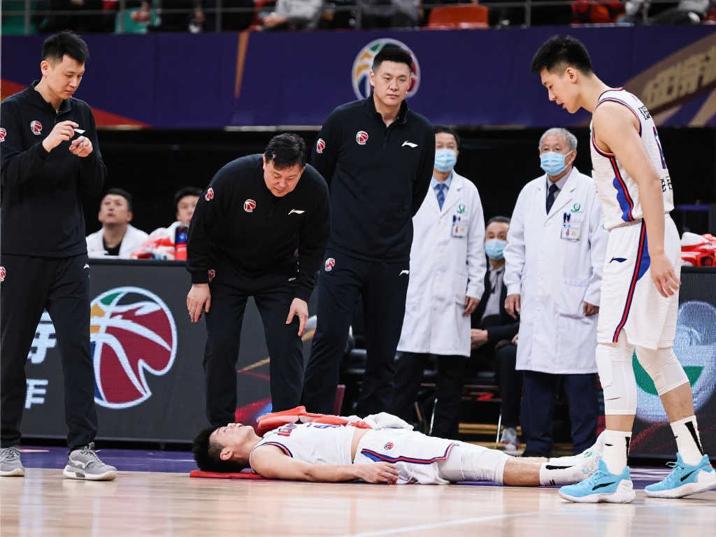 表现抢眼 表现抢眼